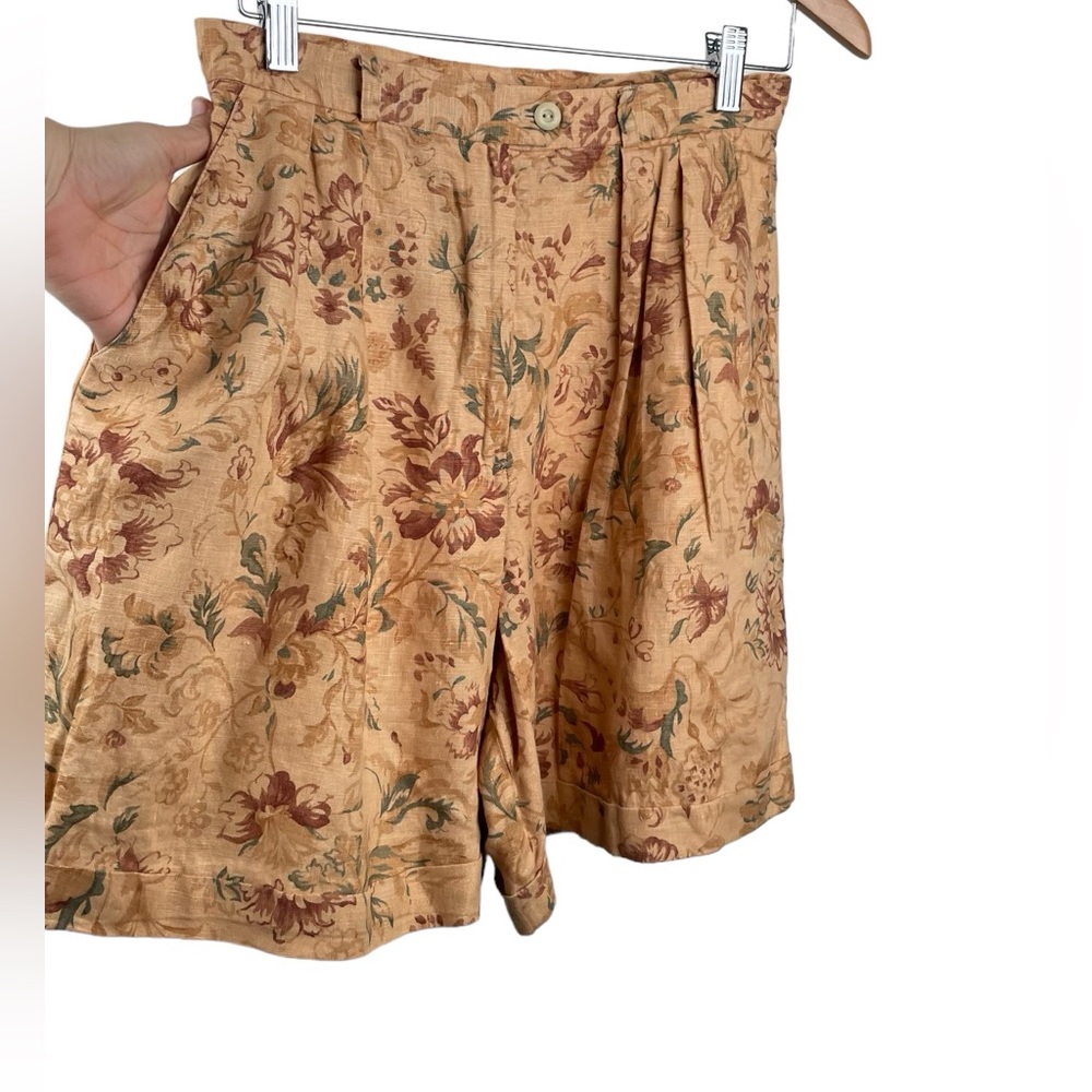 Ralph Lauren Floral Tan and Green High-Waist Bermuda Shorts - Picture 2 of 7